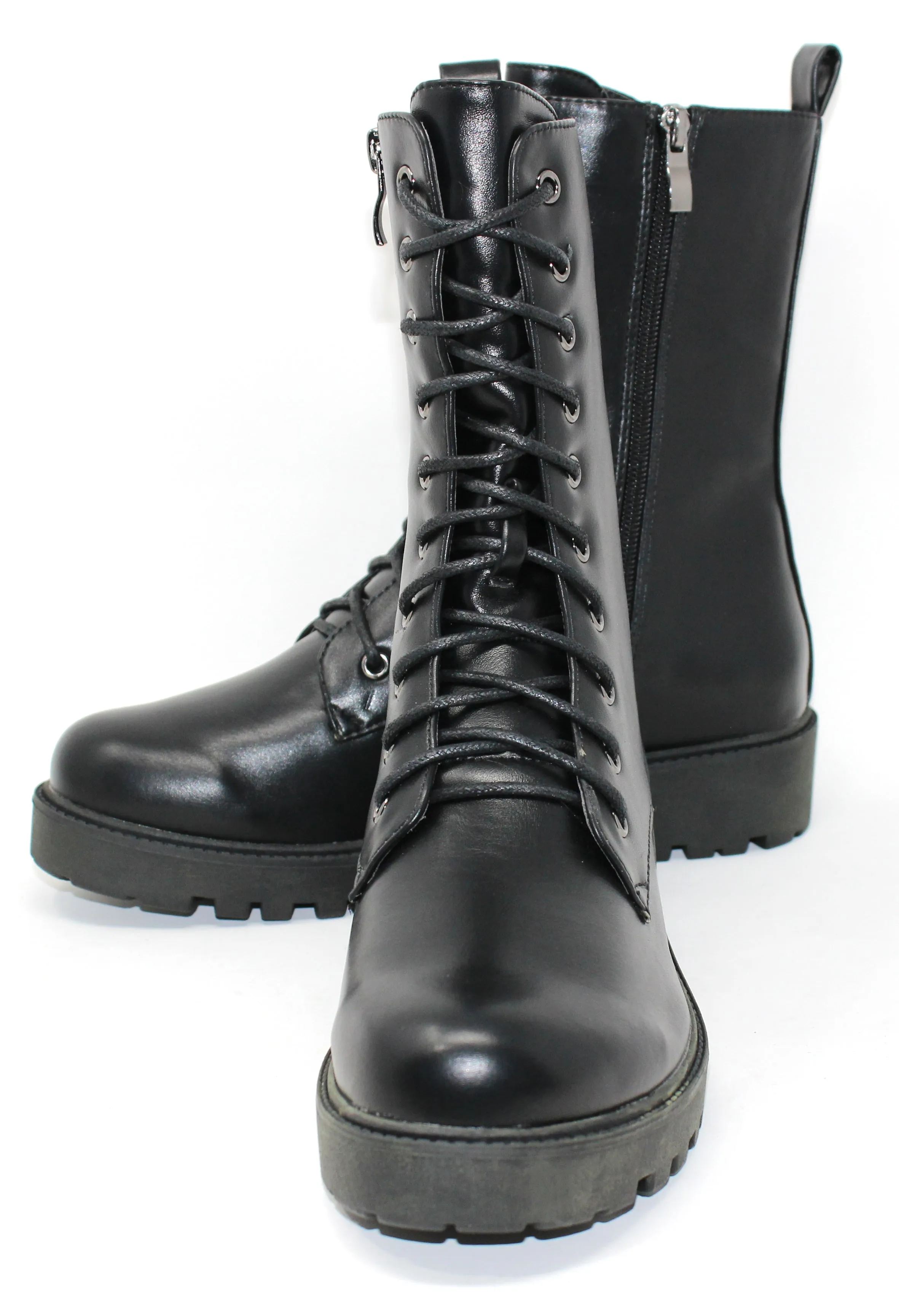 10 Eye Black Laced Boot