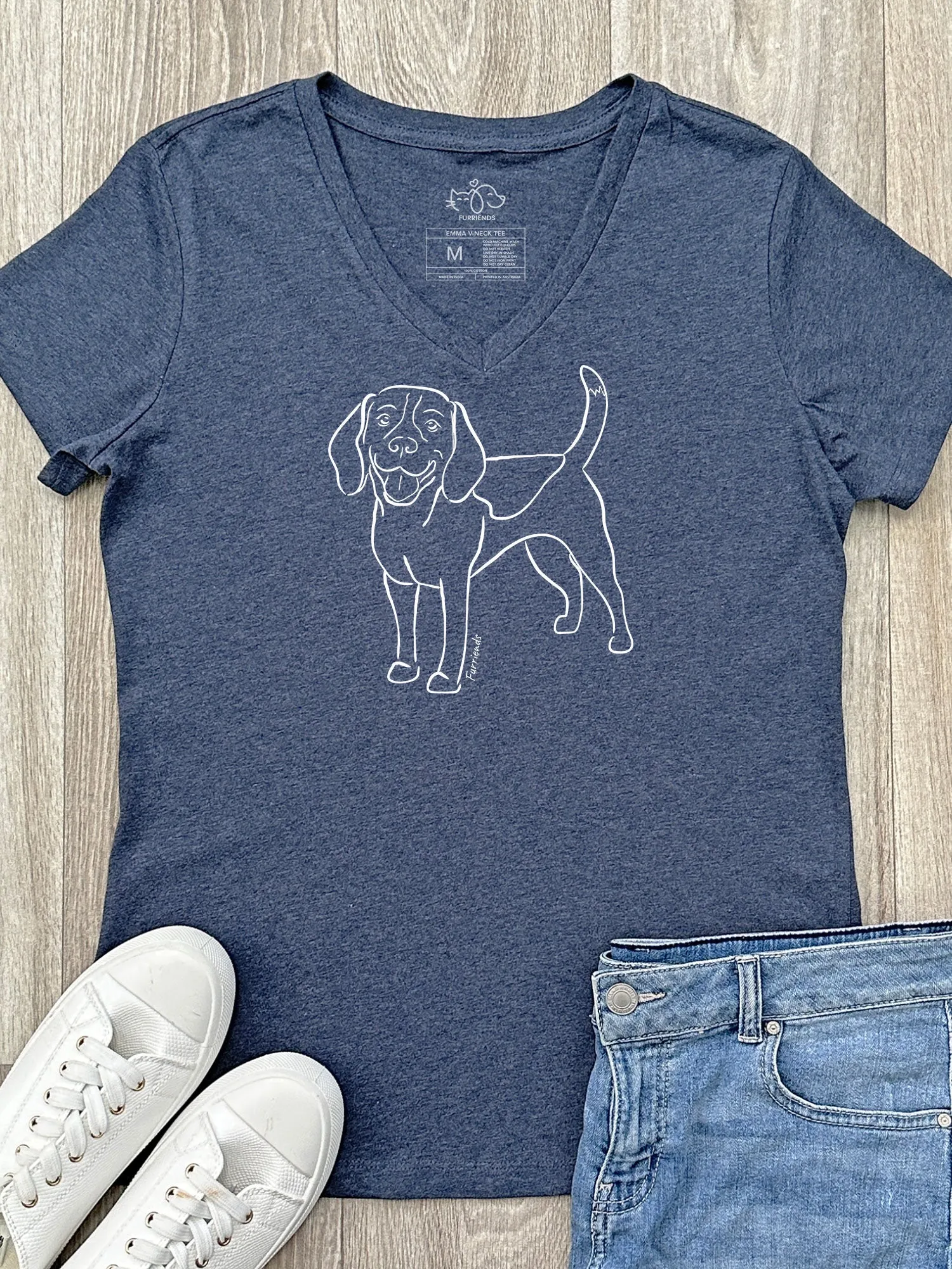 Beagle Emma V-Neck Tee