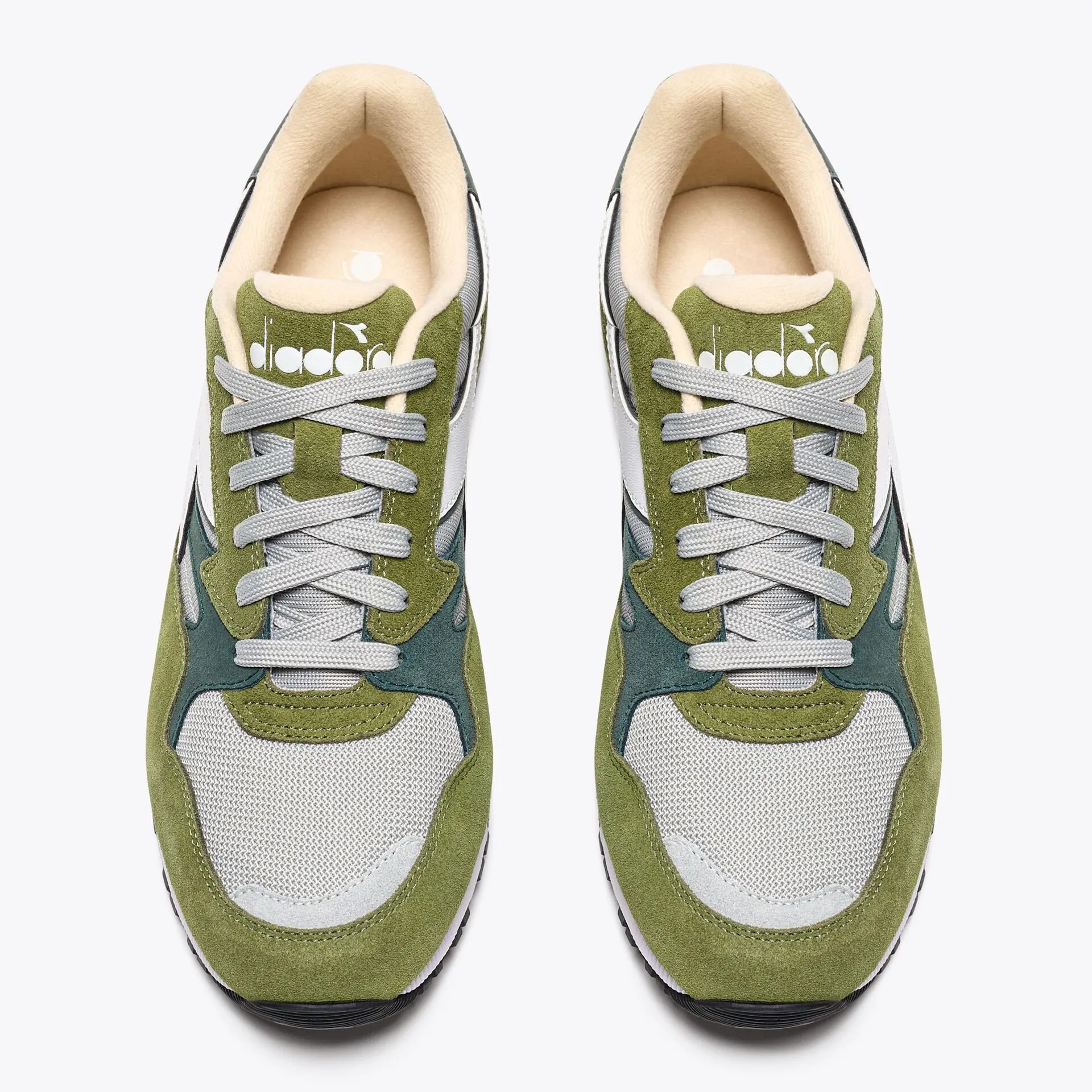 Diadora N902 Trainers Green