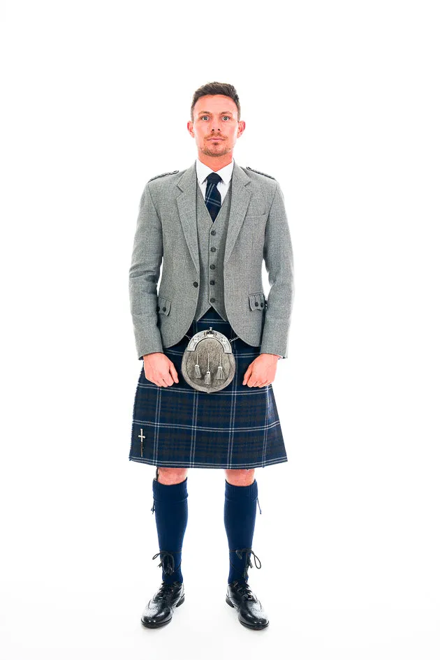 Light grey crail kilt hire outfit