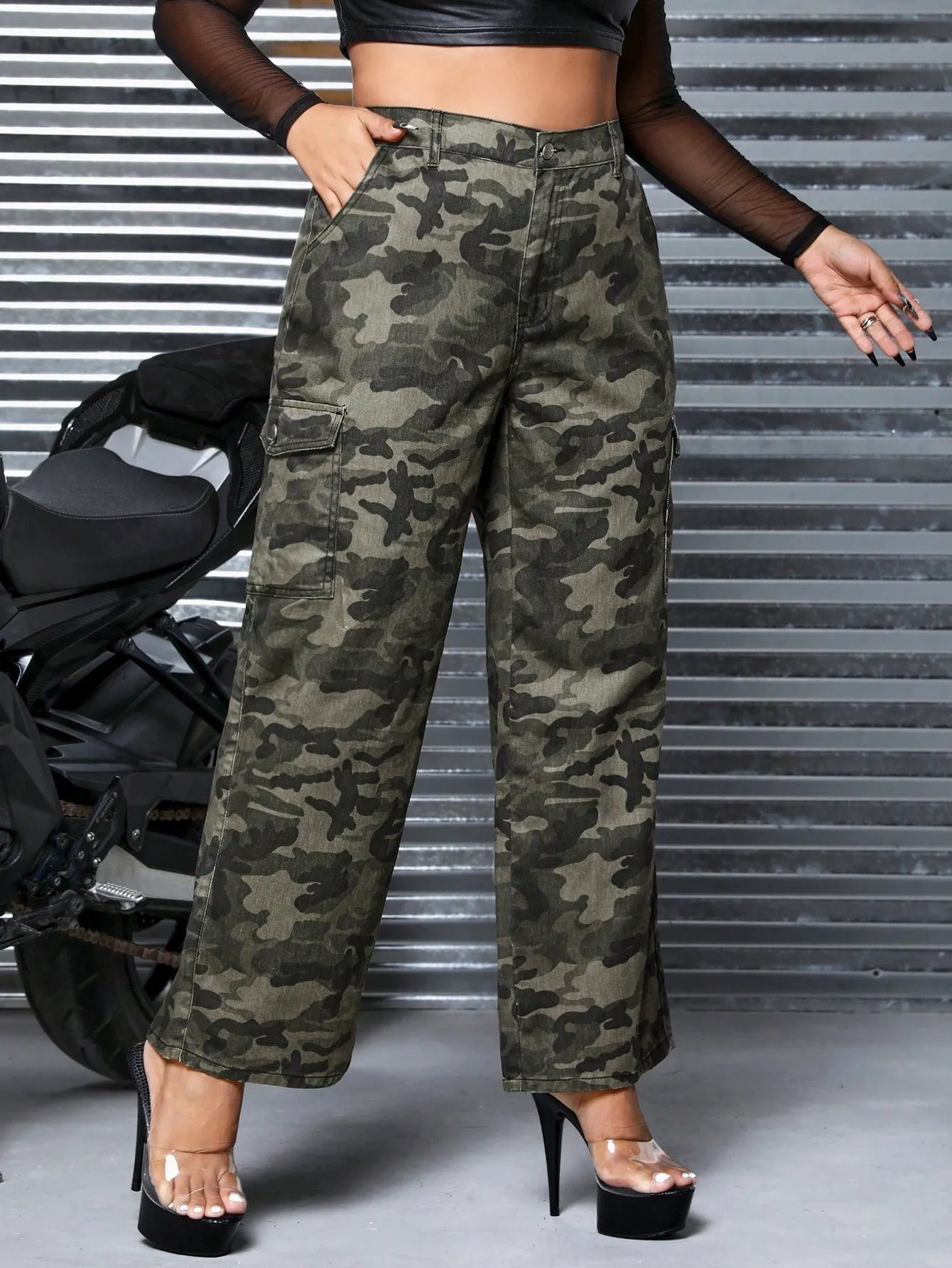 Plus Camo Print Wide Leg Jeans