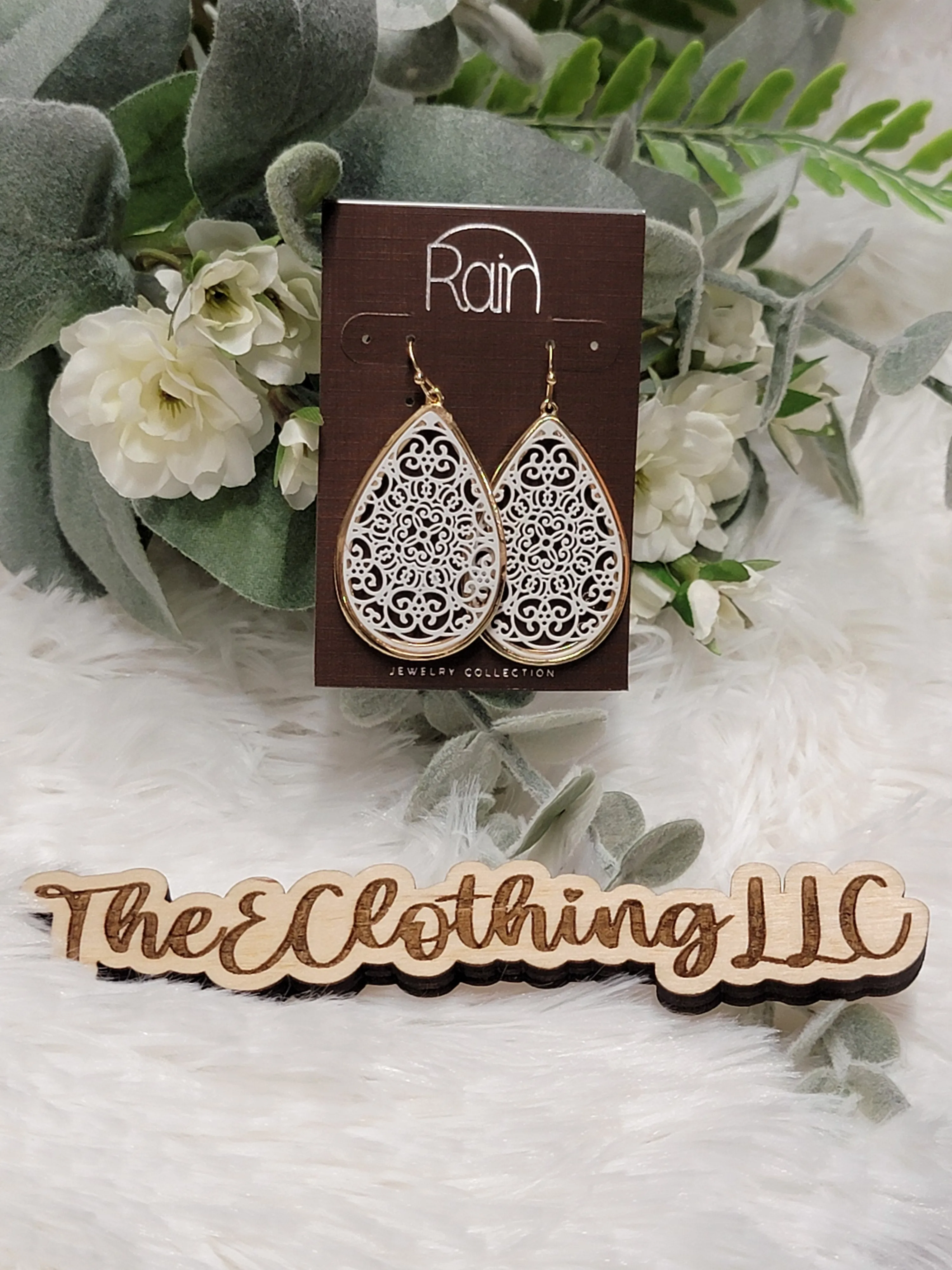 Rain - Gold Edge White Filigree Teardrop Earring